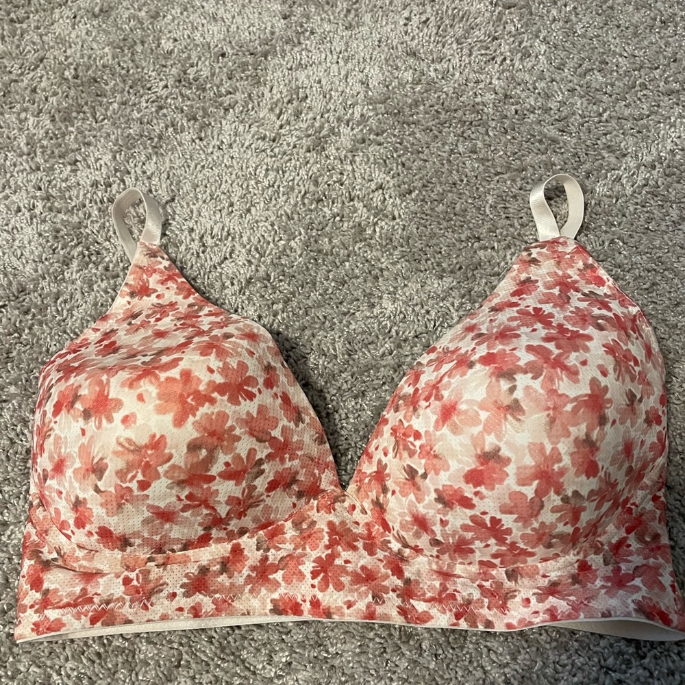 Laura Ashley 40DD bra